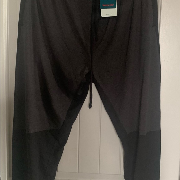 Tommy John Downtime Jogger - Picture 9 of 9